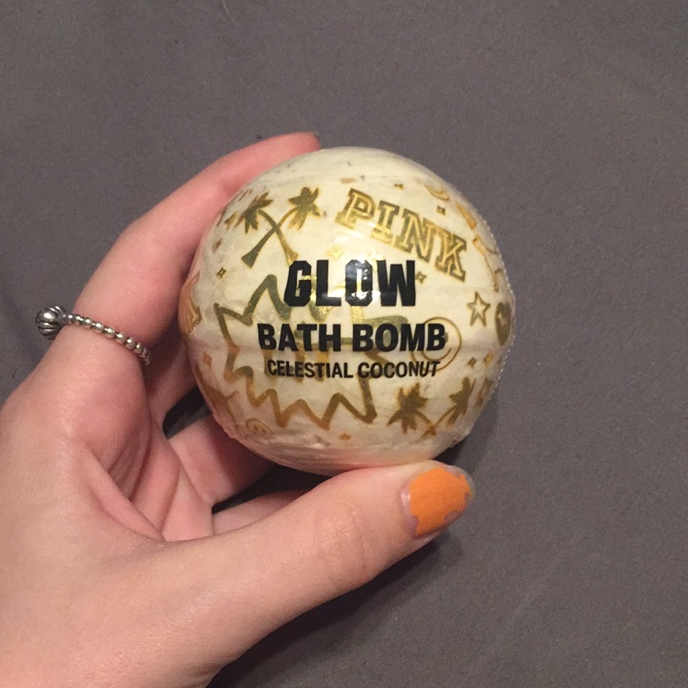PINK bath bomb